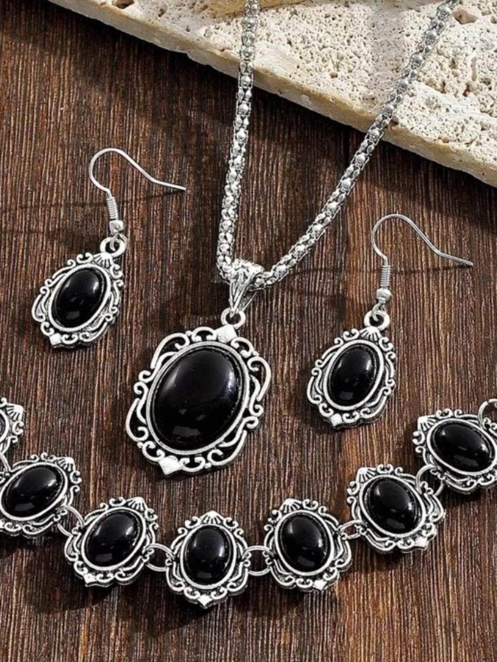Vintage Silver-Tone Black Stone Jewelry Set - Necklace, Bracelet & Earrings